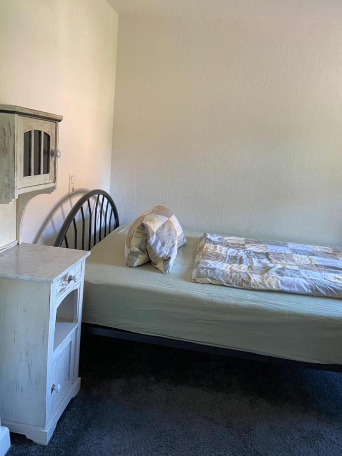 Privates Ferienwohnung Im Einfamilienhaus Düsseldorf